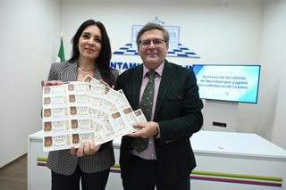 Presentación del número 41.935, que juegan todos los vecinos de Linares en la Lotería de Navidad.