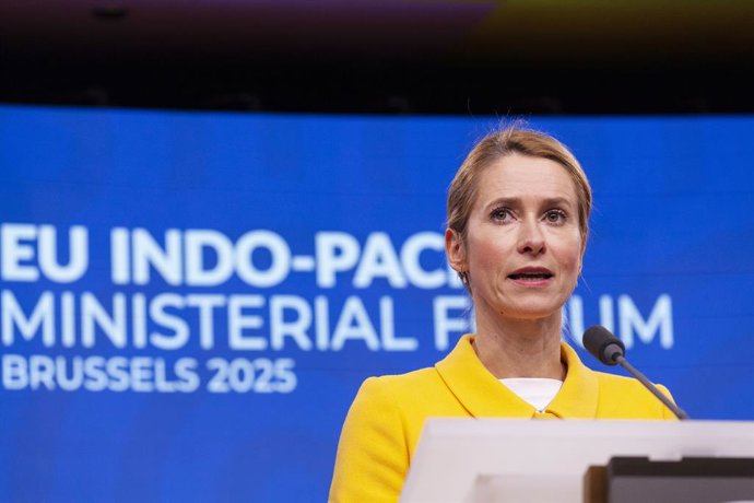 21 de novembro de 2025, Bruxelas, Bruxelas, Bélgica: O chefe da diplomacia europeia realiza uma coletiva de imprensa como parte do Fórum UE-Indo-Pacífico.