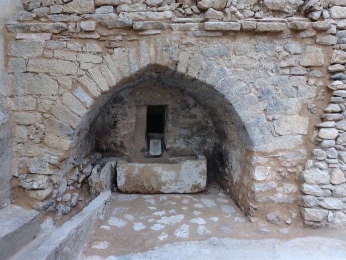 Fuente medieval de Pitarque.