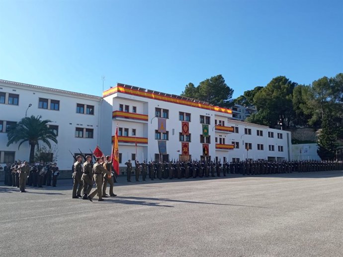 Acto castrense en el Acuartelamiento Jaime II de Palma por la Inmaculada Concepción.