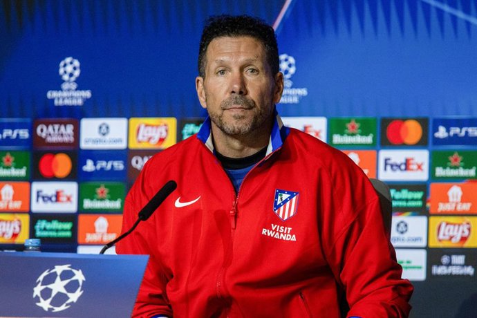 November 25, 2025, Madrid, Spain: Atletico Madrid coach Diego Pablo Simeone attends a press conference ahead of the UEFA Champions League match against Inter Milan at the Riyadh Air Metropolitano Stadium.
