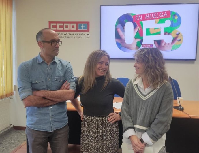 Los rtepresentantes de CCOO Damián Manzano, Tania Alonso y Carmen Riesgo.