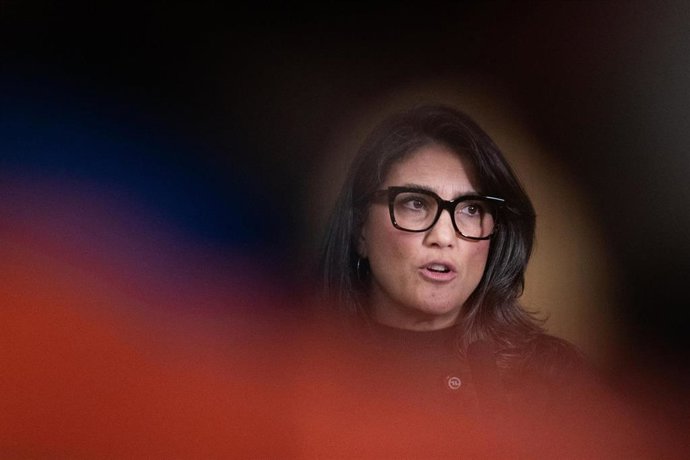 La portavoz de Más Madrid en la Asamblea, Manuela Bergerot, durante el pleno de la Asamblea de Madrid.