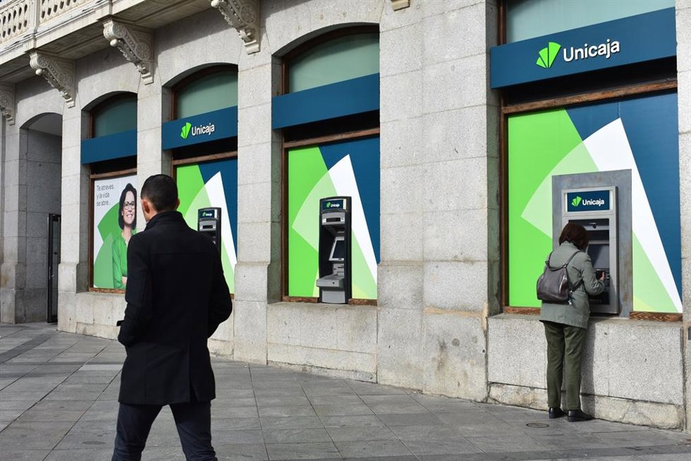 Archivo - Unicaja Ofrece Seis Meses Sin Coste De Su Servicio De Tarifa Plana Para Tpv