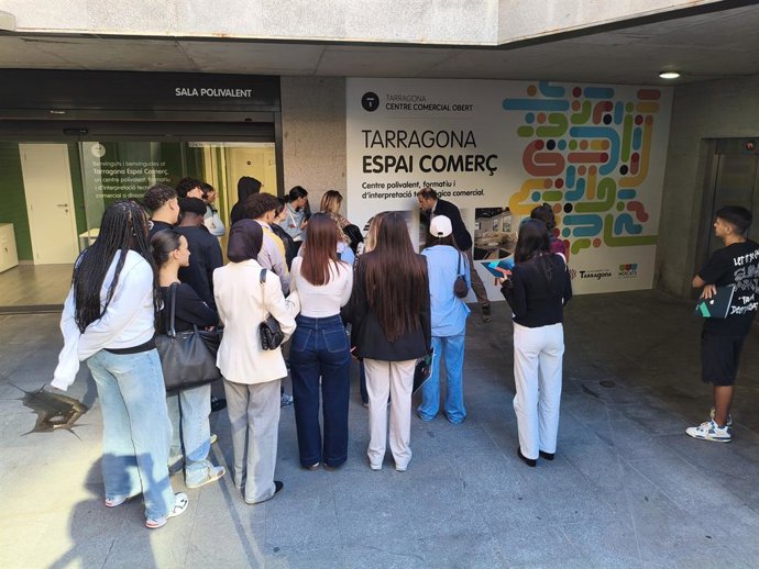 Joves participants del Hackató Comerç Tarragona