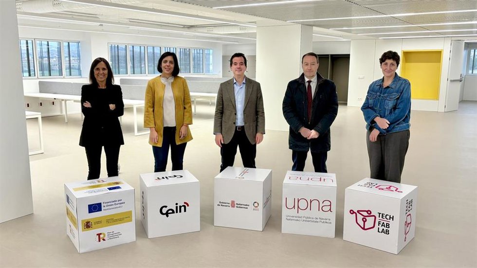 Visita a Hirugarrena.