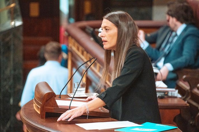 Archivo - La portavoz de Junts en el Congreso, Miriam Nogueras, durante una sesión plenaria, en el Congreso de los Diputados, a 11 de junio de 2024, en Madrid (España). El Pleno del Congreso debate hoy la toma en consideración de dos Proposiciones de Ley.