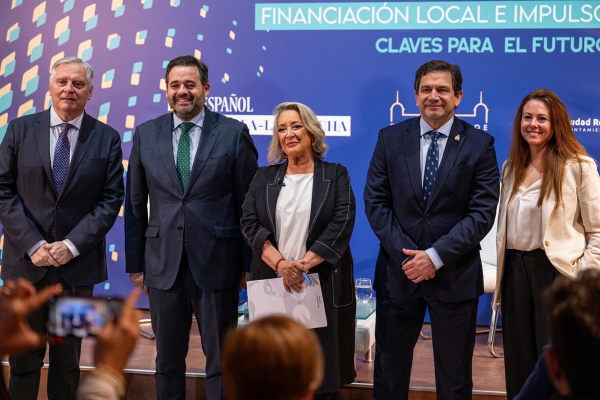 Núñez reclama un modelo económico basado en la bajada de impuestos y en la simplificación normativa