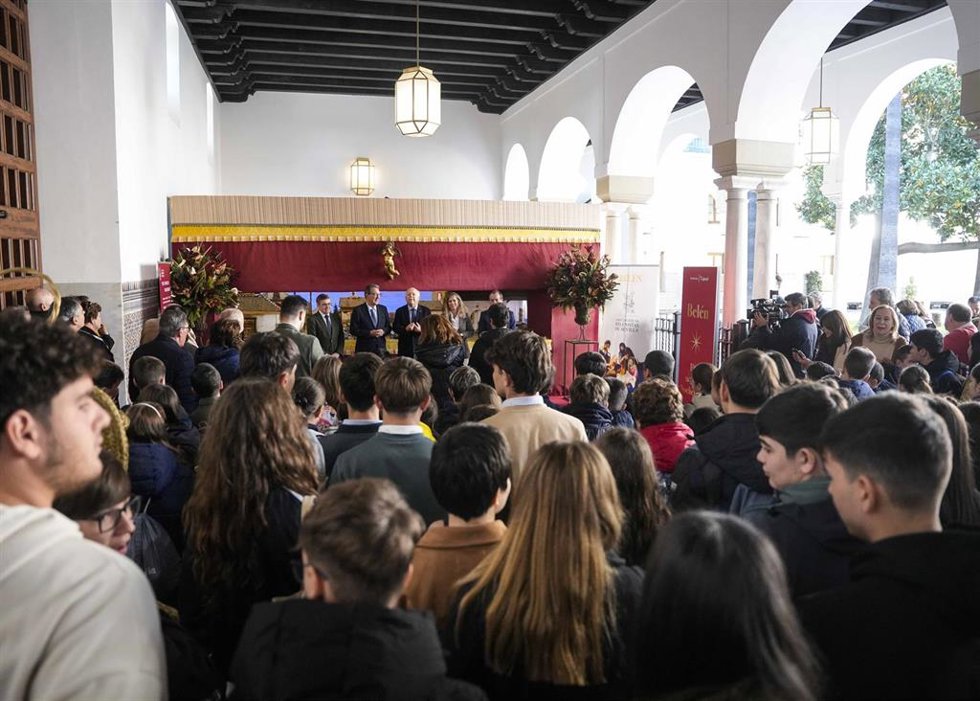 El Parlamento andaluz abre al público su belén que recrea una hacienda andaluza desde este martes y hasta el 7 de enero de 2026