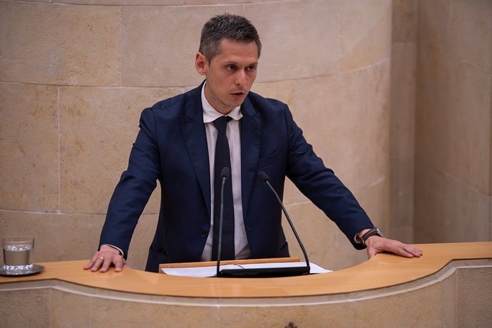 El secretario de Política Autonómica de la Comisión Ejecutiva Autonómica del PSOE de Cantabria y portavoz parlamentario, Mario Iglesias