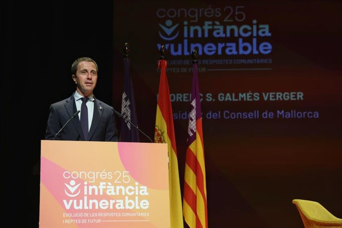 El presidente del Consell de Mallorca, Llorenç Galmés, inaugura el congreso del IMAS