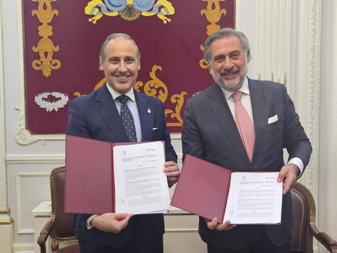 Ángel Asensio Laguna, presidente de la Cámara de Comercio,, y Eugenio Ribón Seisdedos, decano del ICAM