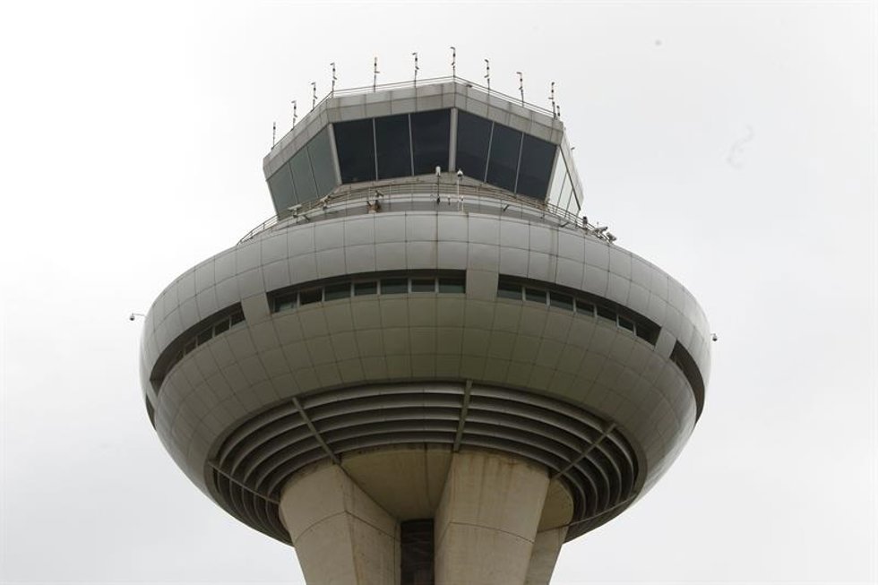 Archivo - Torre de control.