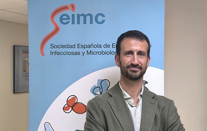 Archivo - Arquivo - Francisco Javier Membrillo, novo presidente da Sociedade Espanhola de Doenças Infecciosas e Microbiologia Clínica (SEIMC).