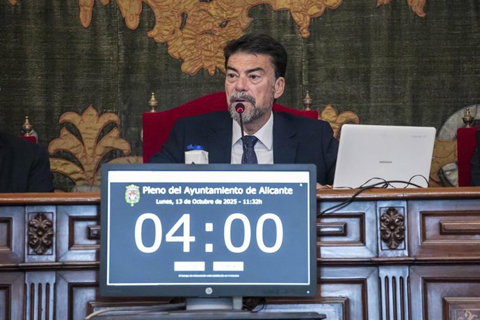 Archivo - El alcalde de Alicante, Luis Barcala