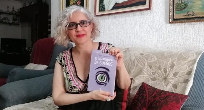 La escritora onubense María Coronada.