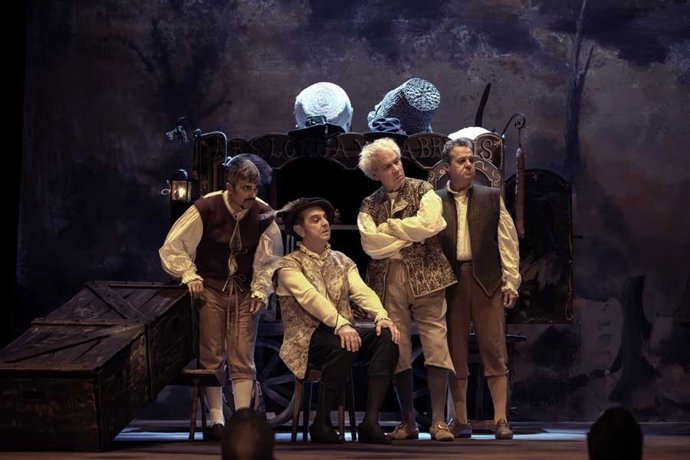 Archivo - Imagen de la representación de la obra 'Polvo serán, más polvo enamorado' , que se subirá al escenario del Auditorio de León este jueves.