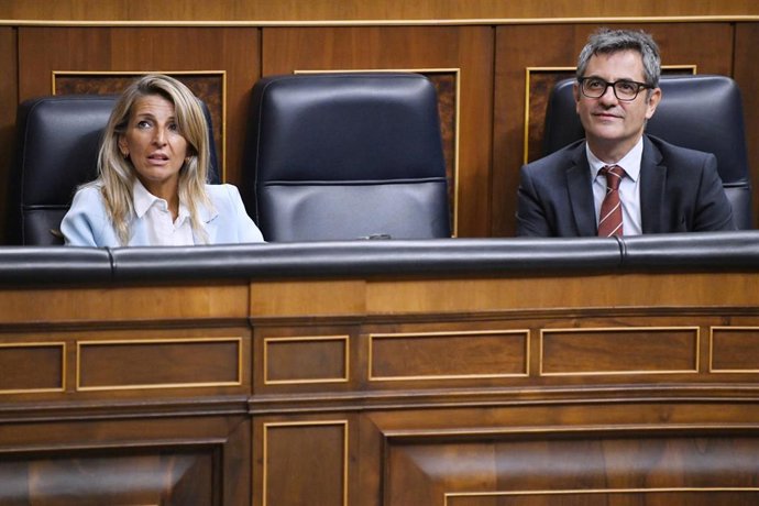 Archivo - La vicepresidenta segunda y ministra de Trabajo y Economía Social, Yolanda Díaz y el ministro de la Presidencia, Justicia y Relaciones con las Cortes, Félix Bolaños.