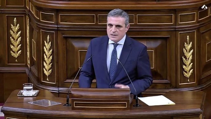 El diputado del PP José Vicente Marí Bosó interviene en el Congreso.