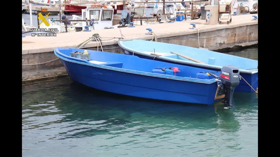 Archivo - Imagen de recurso de embarcación tipo patera en Baleares