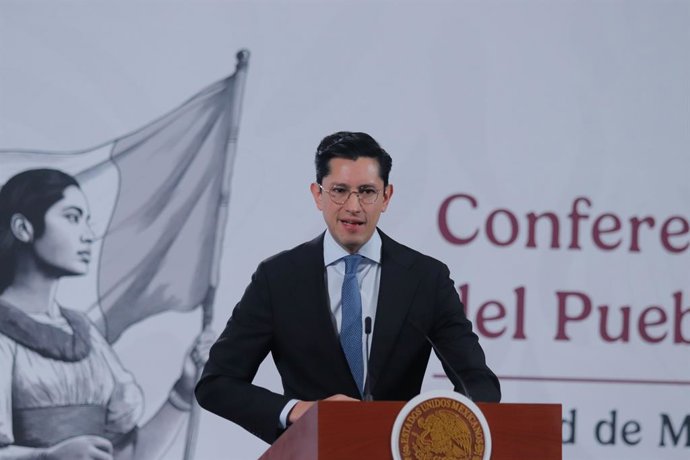 Archivo - Arquivo - 4 de novembro de 2025, Cidade do México, Cdmx, México: Roberto Velasco Alvarez, subsecretário para a América do Norte, fala durante uma coletiva de imprensa no Palácio Nacional, em 4 de novembro de 2025, na Cidade do México, México.