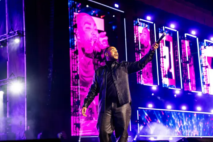 Don Omar durante un concierto