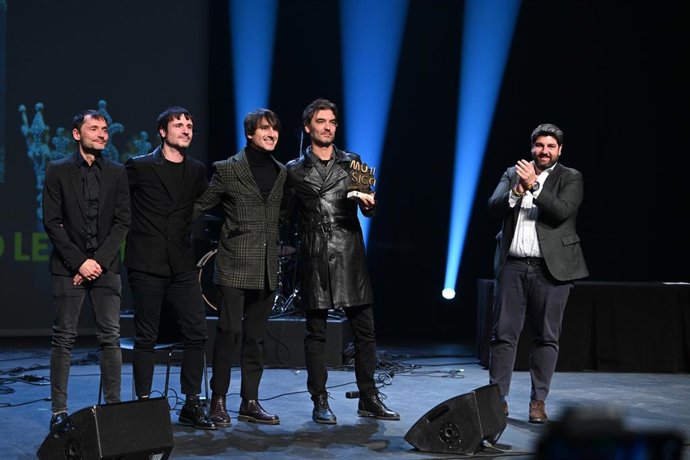 Second recogió el Premio Leyenda