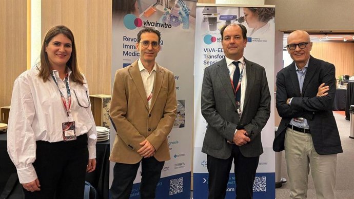 Verónica Cánovas (Viva), Pablo Pelegrín (Viva), Ricard Ferrer (VHIR) Toni Vilaplana (Viva)