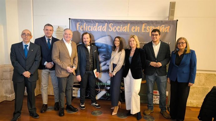 Presentación del sexto informe Calidad de Vida y Felicidad Social en Cifras 2025 de la UCLM.