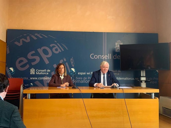 El conseller insular de Turismo, José Marcial Rodríguez, en rueda de prensa