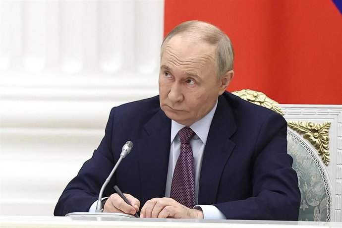 Archivo - El presidente de Rusia, Vladimir Putin, durante un acto en Kremlin (archivo)