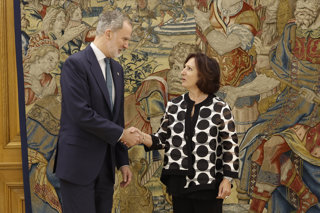 La nueva fiscal general del Estado, Teresa Peramato, promete su cargo ante el Rey Felipe VI, en el Palacio de la Zarzuela, a 10 de diciembre de 2025, en Madrid (España).