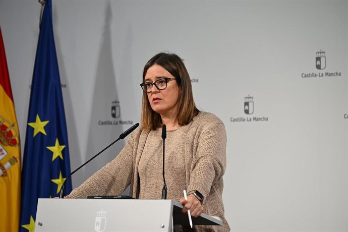 La portavoz del Gobierno de C-LM, Esther Padilla.