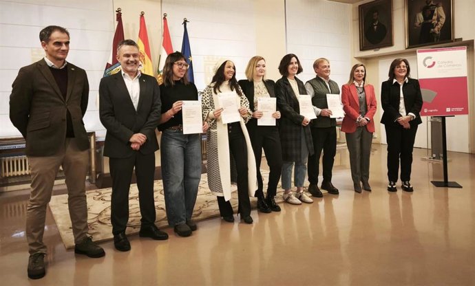 Textiles Marañón, Gloss, Santos Ochoa, Cometa Vintage y Luvi Pastelería, Premios Comercio Excelente de Logroño 2025