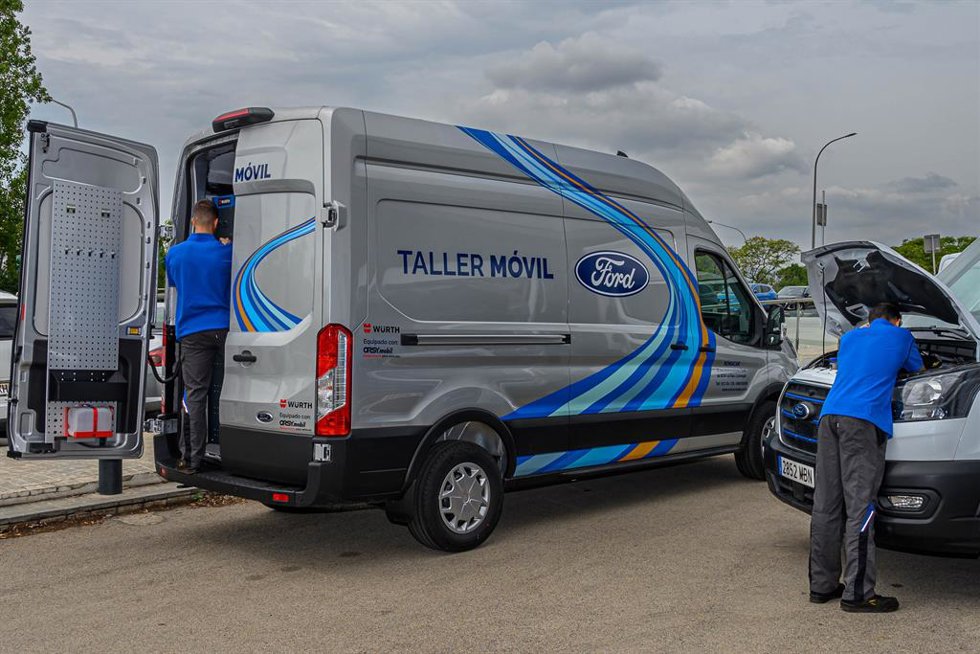Ford aumenta su servicio de taller móvil a 13 países europeos para mejorar la productividad de las empresas