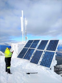 La empresa Redytel ha denunciado el robo del grupo electrógeno en el Pico de la Aquiana (León).