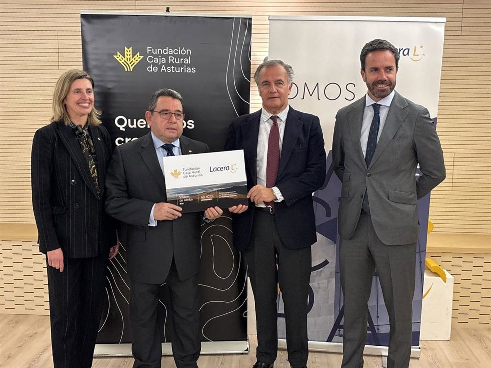 Fundación Caja Rural de Asturias y Grupo Lacera formalizan la primera compraventa de derechos de emisión de CO2.