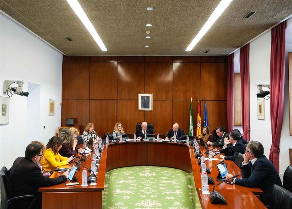 Imagen de este miércoles de la reunión de la Junta de Portavoces, celebrada para aprobar el contenido del orden del día del último Pleno del año, donde se aprobarán tres leyes, incluido el Presupuesto 2026.