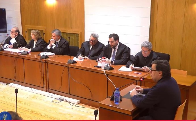 Rafael Delgado 'dispara' contra el fallecido Villanueva como quien realmente "repartía el bacalao" eólico.