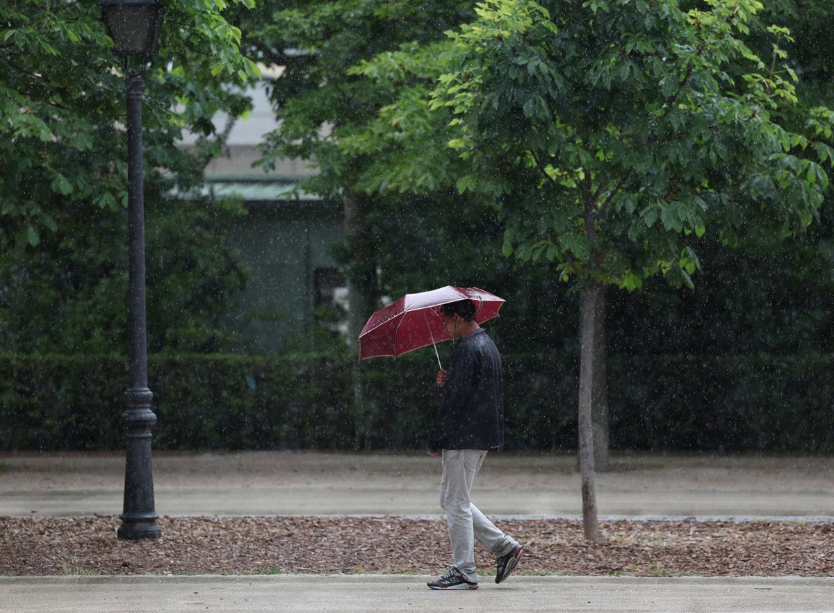 Una dana provocará chubascos fuertes en el sur peninsular y el Mediterráneo durante el fin de semana, según Meteored