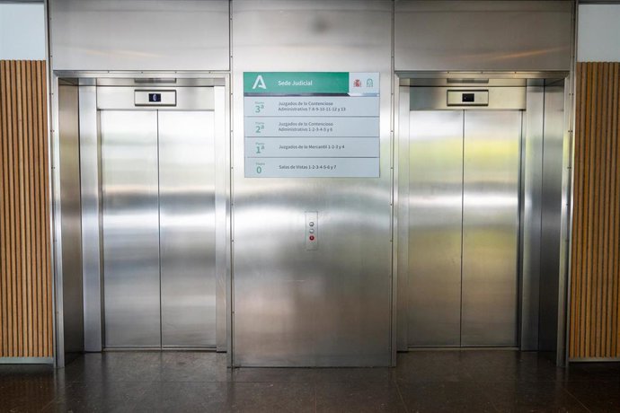 Archivo - Imagen de archivo del interior de un juzgado en Sevilla.