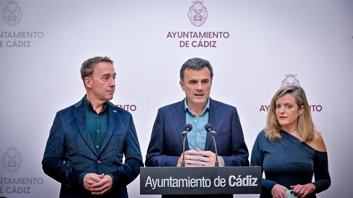 El alcalde de Cádiz, Bruno García, en rueda de prensa.