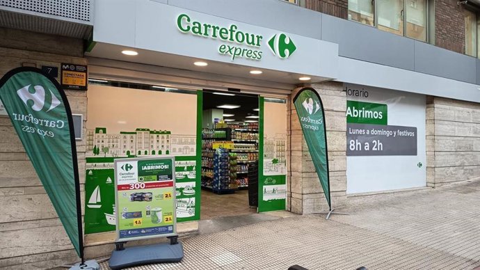 Nuevo Carrefour Express en la avenida Palma de Mallorca de Torremolinos.