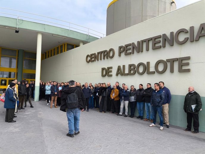 Concentración de trabajadores de la cárcel de Albolote (Granada)