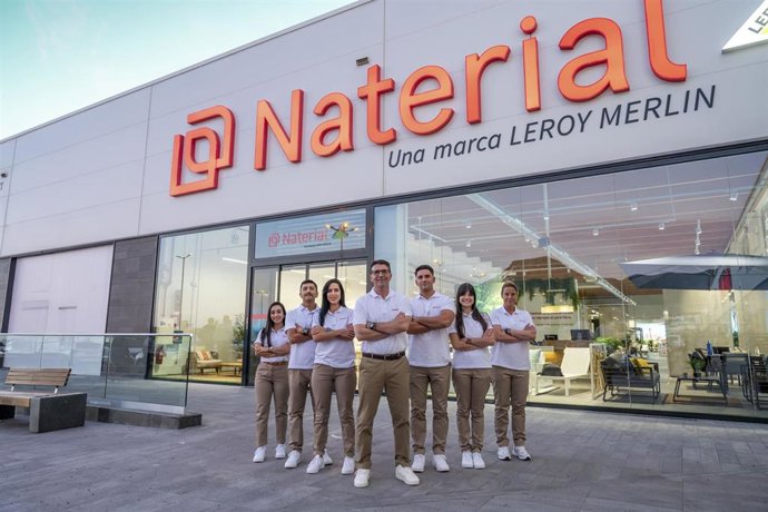 Equipo comercial de la tienda 'Naterial' de Leroy Merlin en Adeje