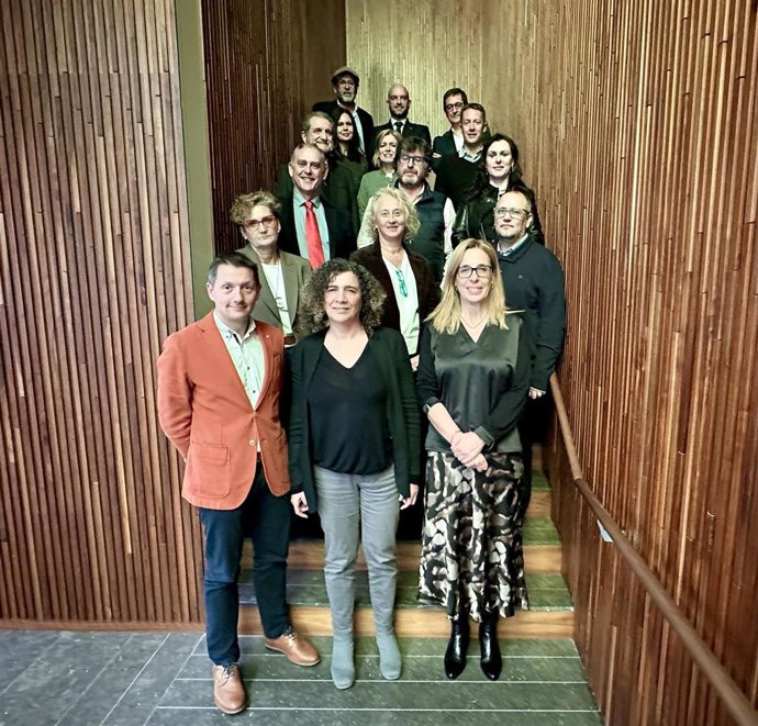 Representantes de la firma del convenio que ha dado lugar al proyecto E2Cat.