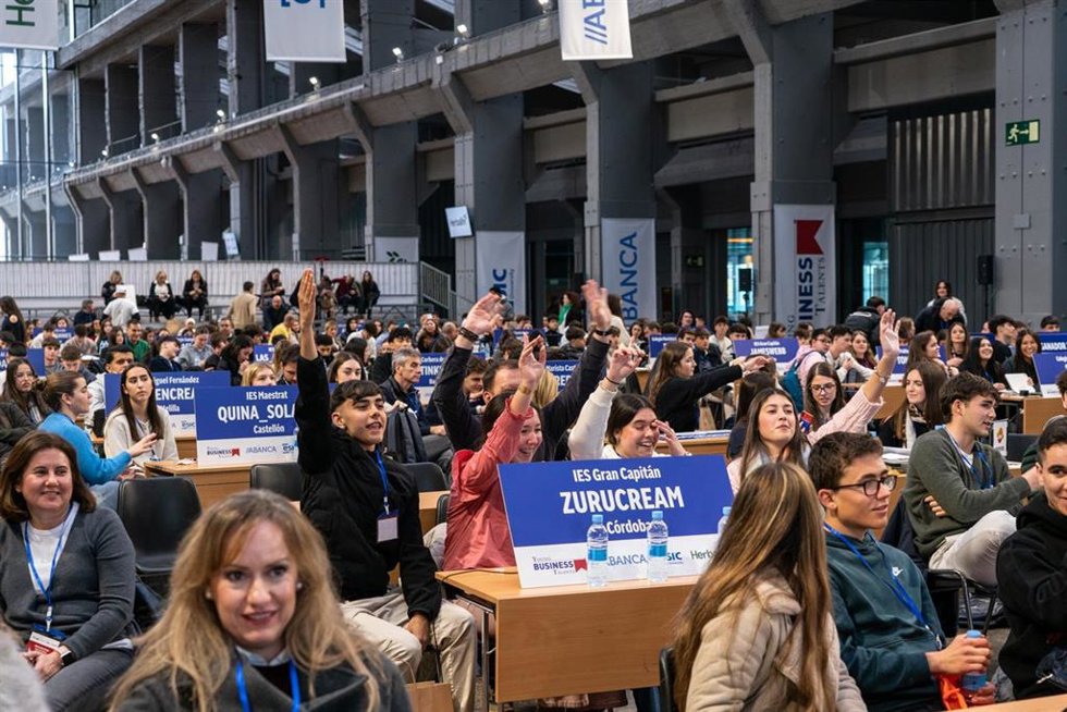 Archivo - Más de 1.600 estudiantes gallegos participan en la Young Business Talents para elegir el mejor empresario virtual