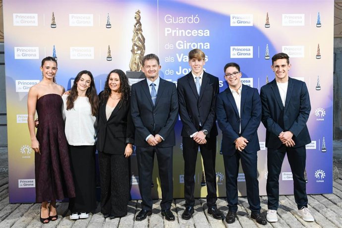 Los premiados con los galardones Valores de Jóvenes Deportistas de la Fundación Princesa de Girona