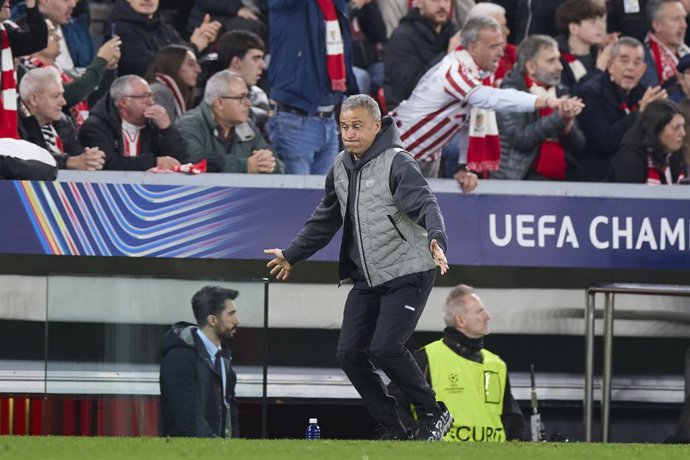 Luis Enrique head coach of Paris Saint-Germain reacts during the UEFA Champions League 2025-26 League Phase MD6 match between Athletic Club and Paris Saint-Germain FC at San Mames on December 10, 2025, in Bilbao, Spain.