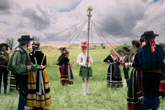 Archivo - Videoclip de la 'Jota de la Luna', nuevo tema del astista vallisoletano Dulzaro.